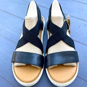 Born Black Leather Jayla Comfort Sandals Size 9